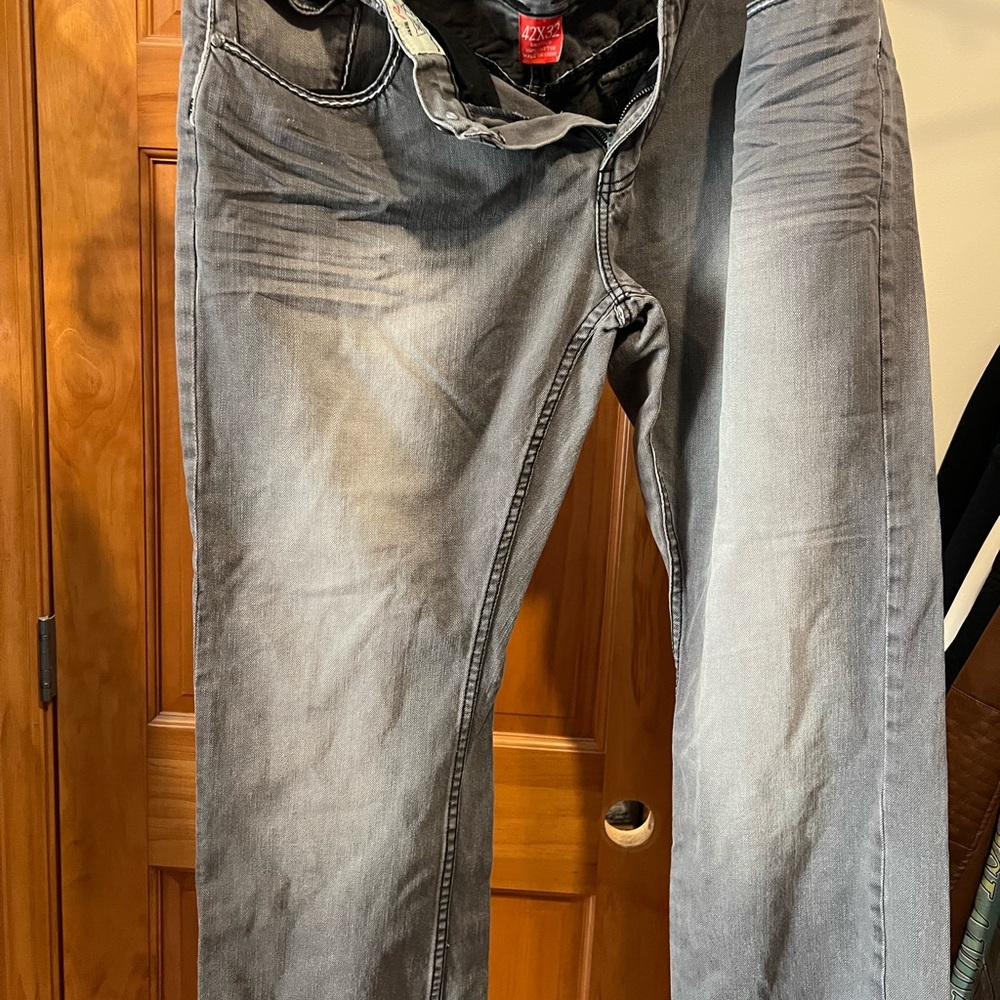 Men's Gray Jeans